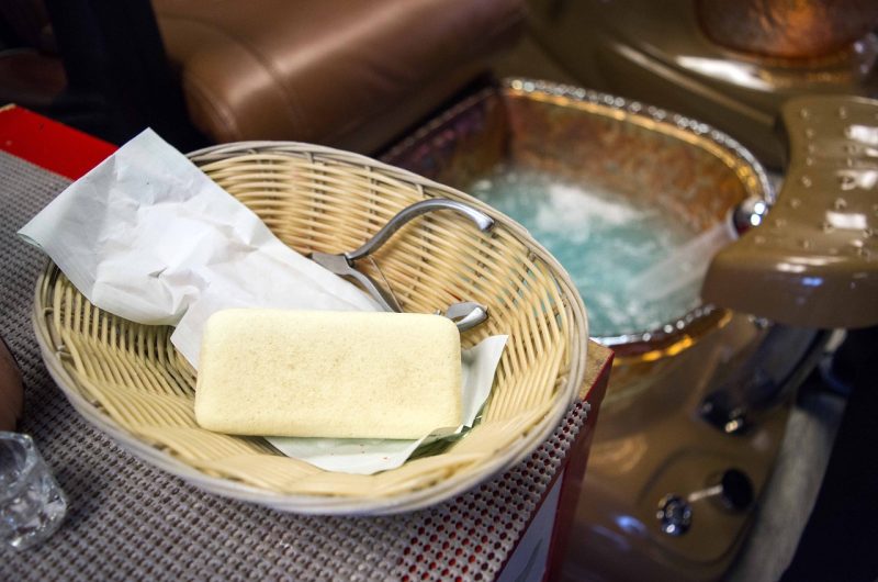 zakres uslugi pedicure